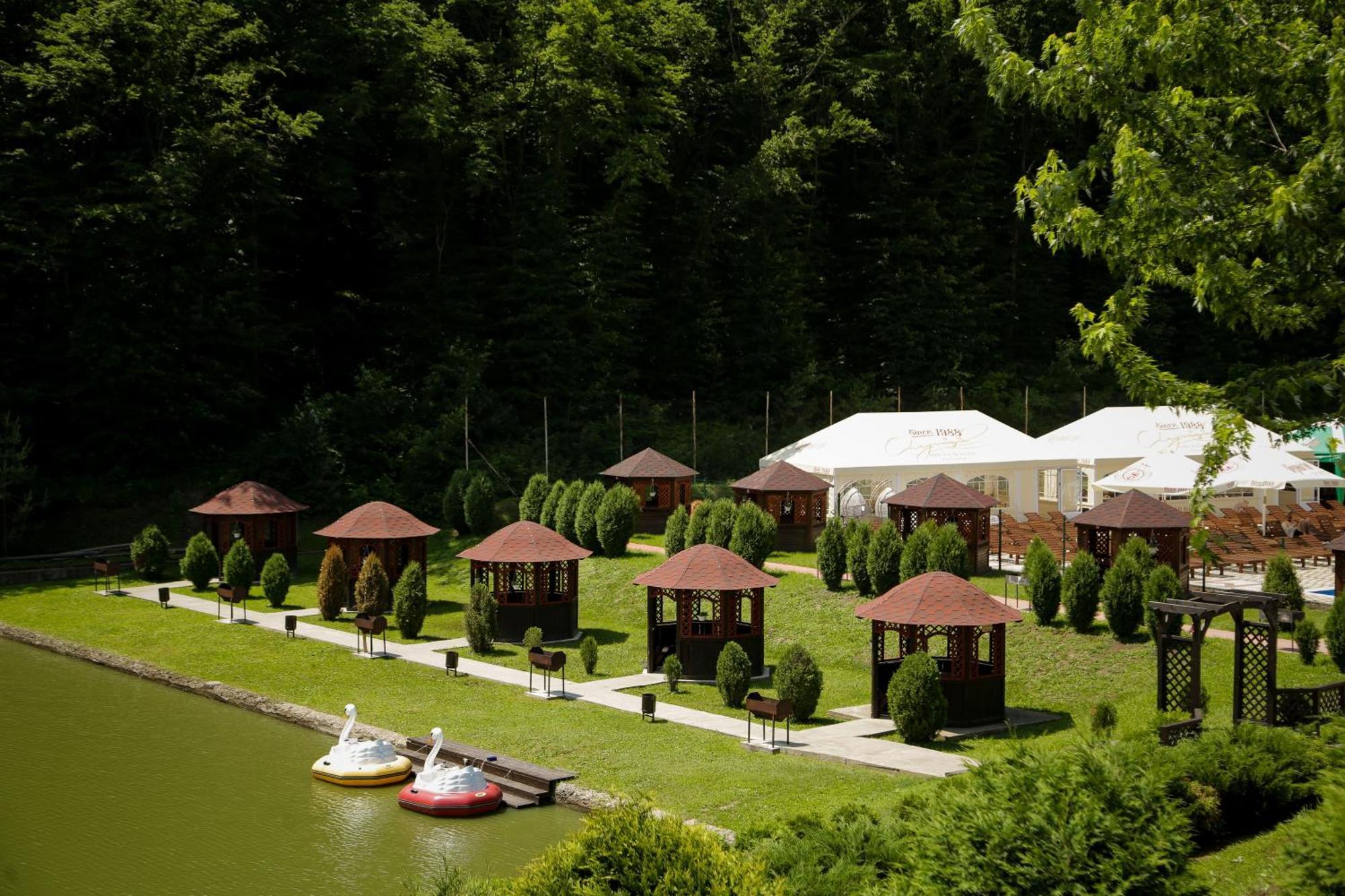 Mishyn-City Hotel Dobrovlyany Exterior foto